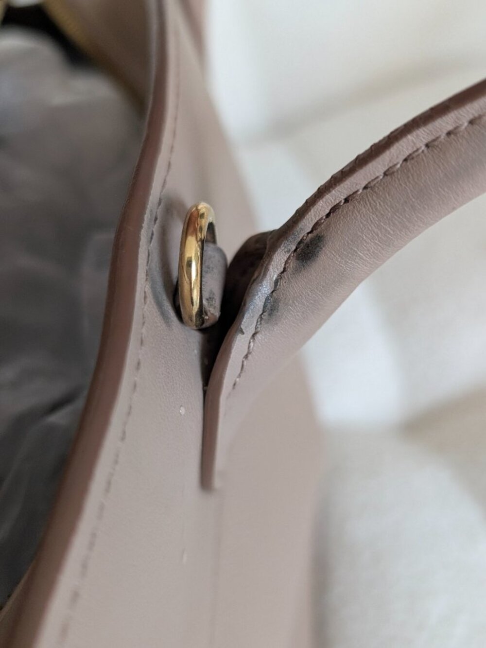 Prada Saffiano Tote - Picture 4 of 16